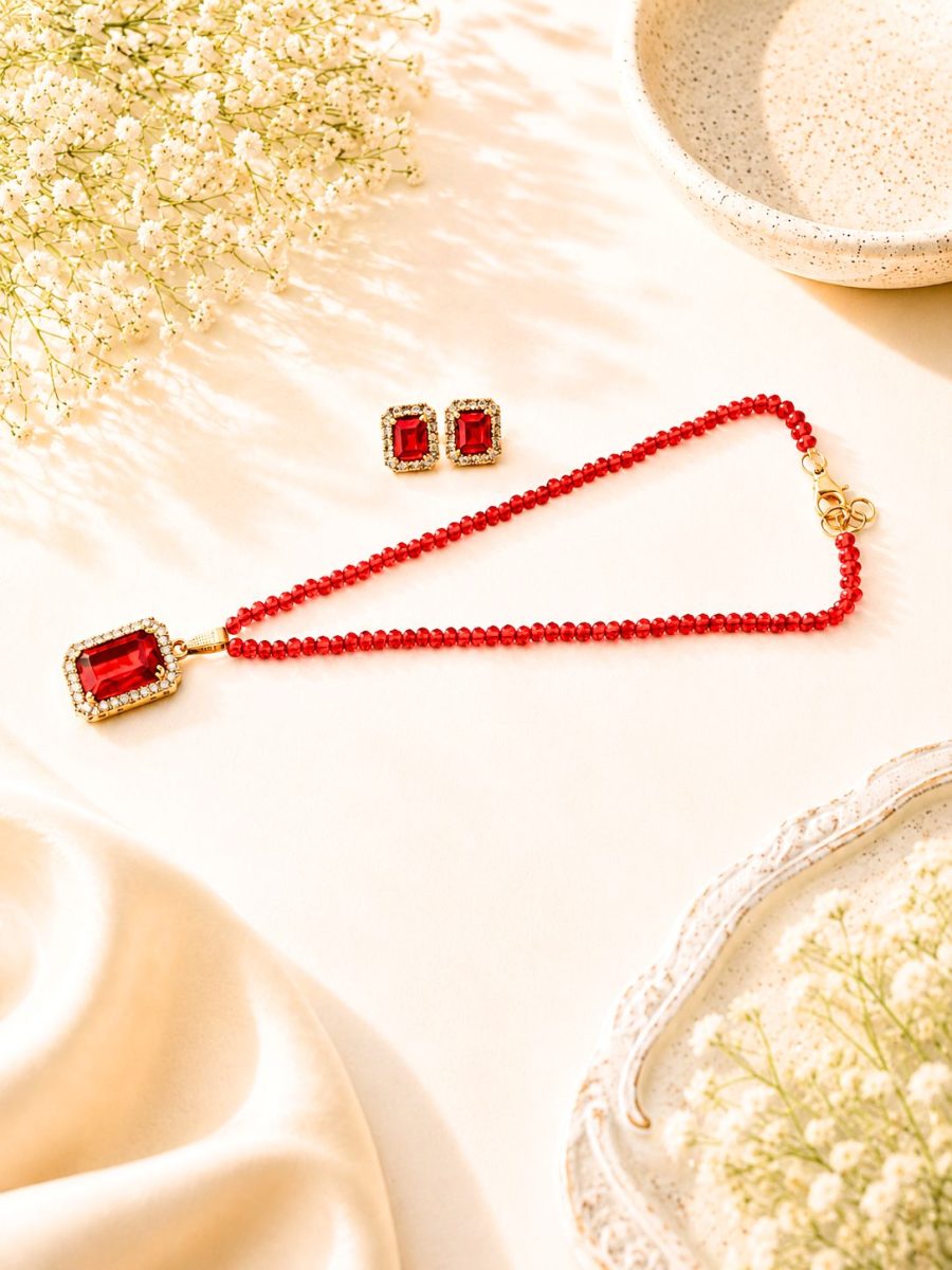Elegant red gemstone pendant jewellery set for women